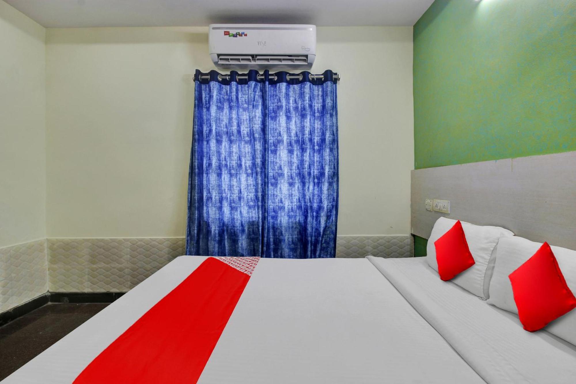 Hotel O Lavish Stay Sururnagar Eksteriør billede